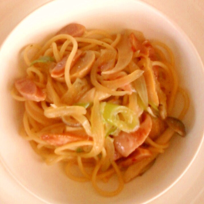 ☆コラーゲン入りソーセージとキノコのパスタ☆*:・